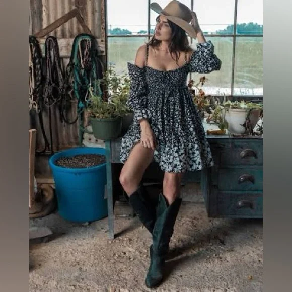 NWT! Tecovas x Kristopher Brock The June dress - Picture 4 of 10